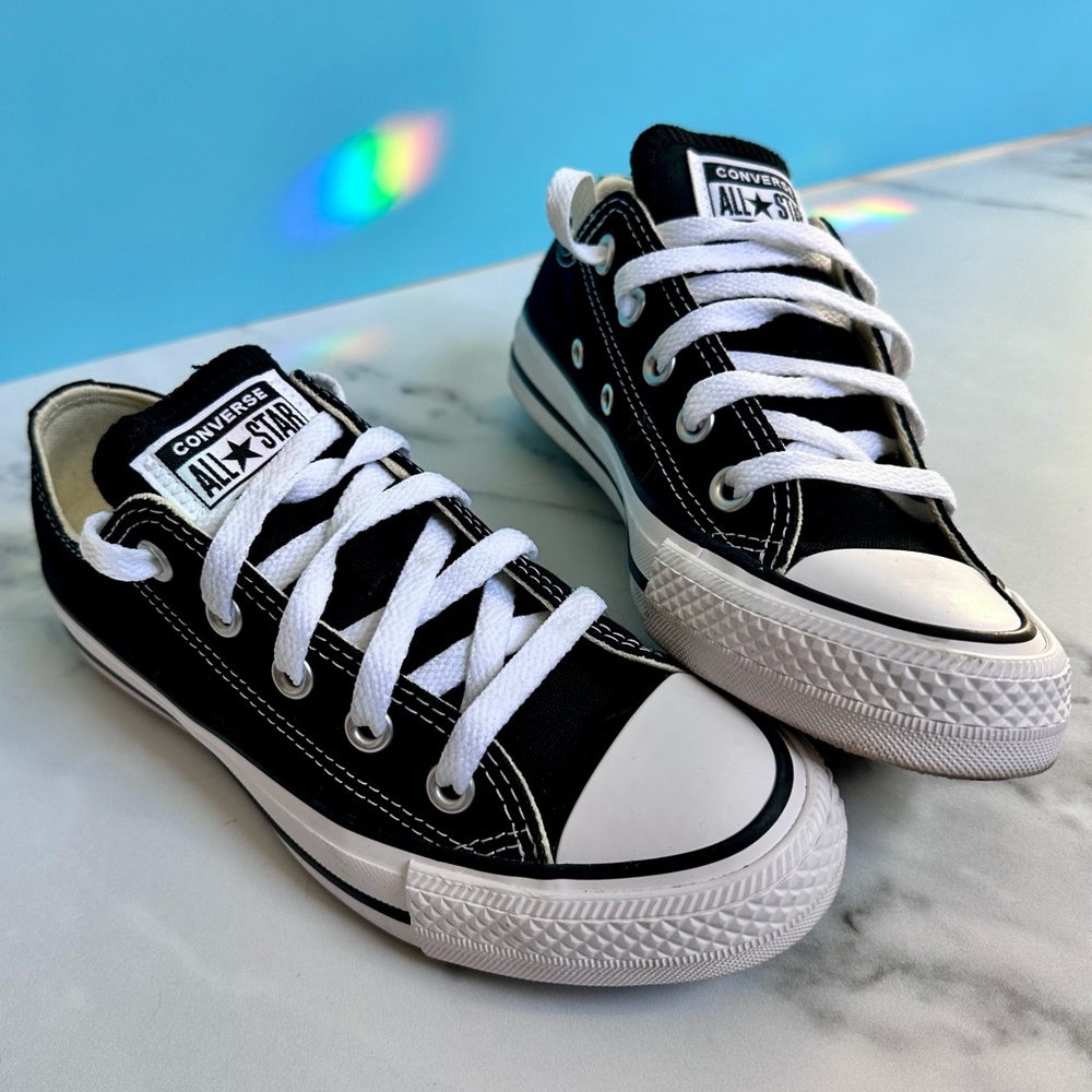 Converse Low Top Sneakers - Black & White